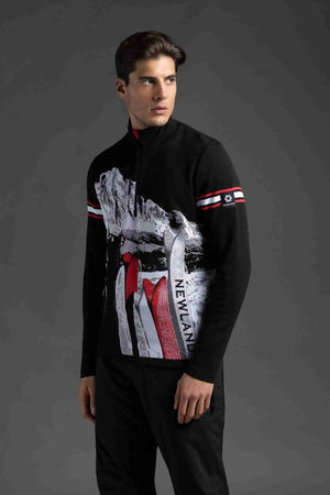 Man Graphic T-Neck