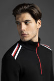 Man Shoulder Stripe T-Neck