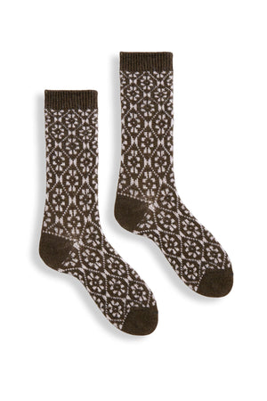 Lisa b. Womens Aster Flower Crew Socks