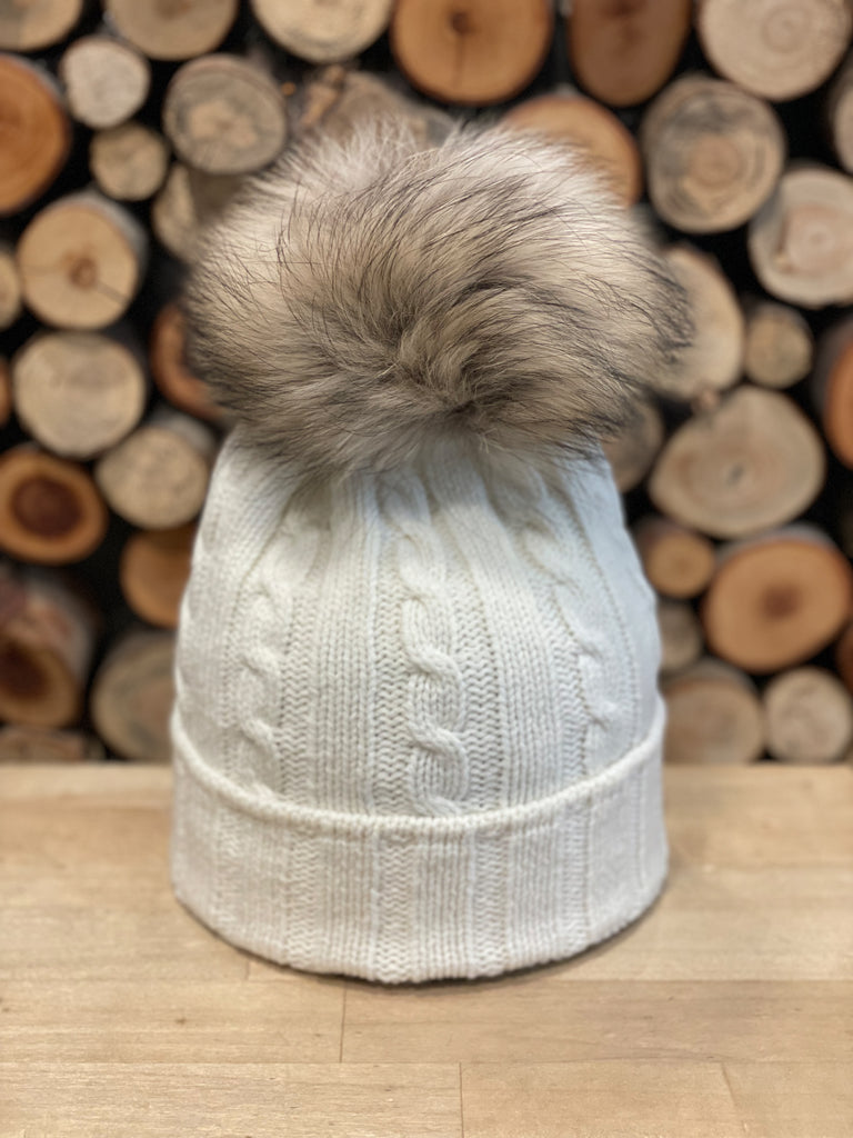 Lucy-Pelz-M Hat