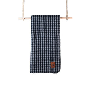 Limon Check Throw